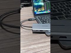 RU17A-H2V 12 w 1 mini stacja dokująca